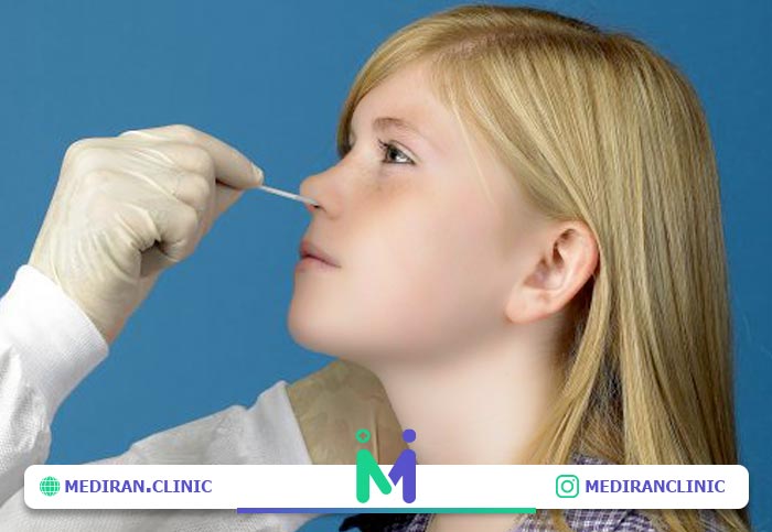 تمیز کردن بینی با گوش پاک کن